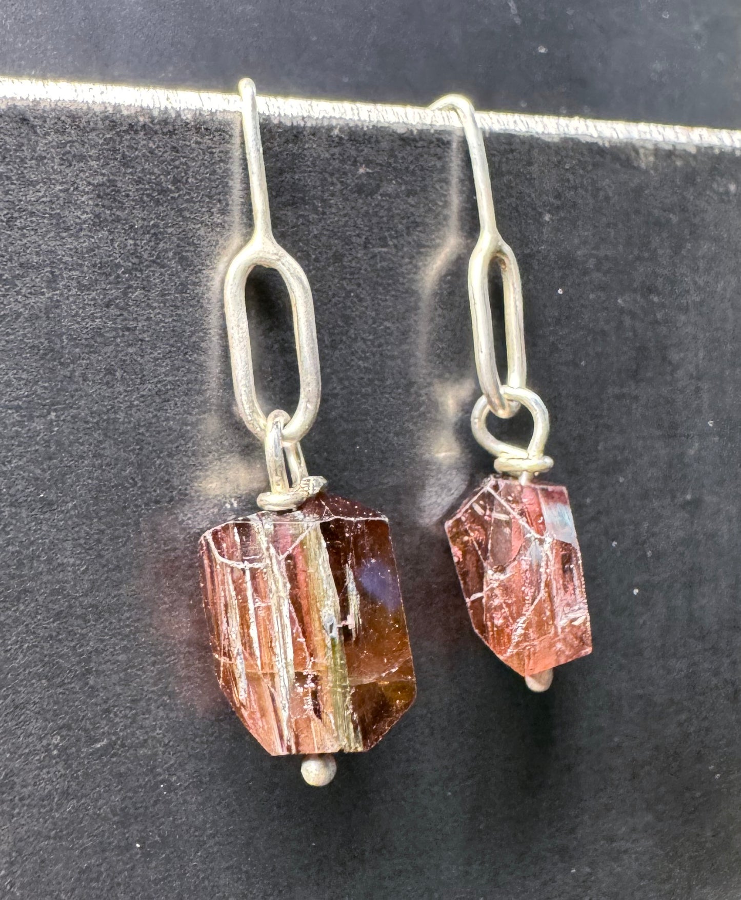 Paperclip Link Beaded Earrings - Plum Tourmaline Nugget