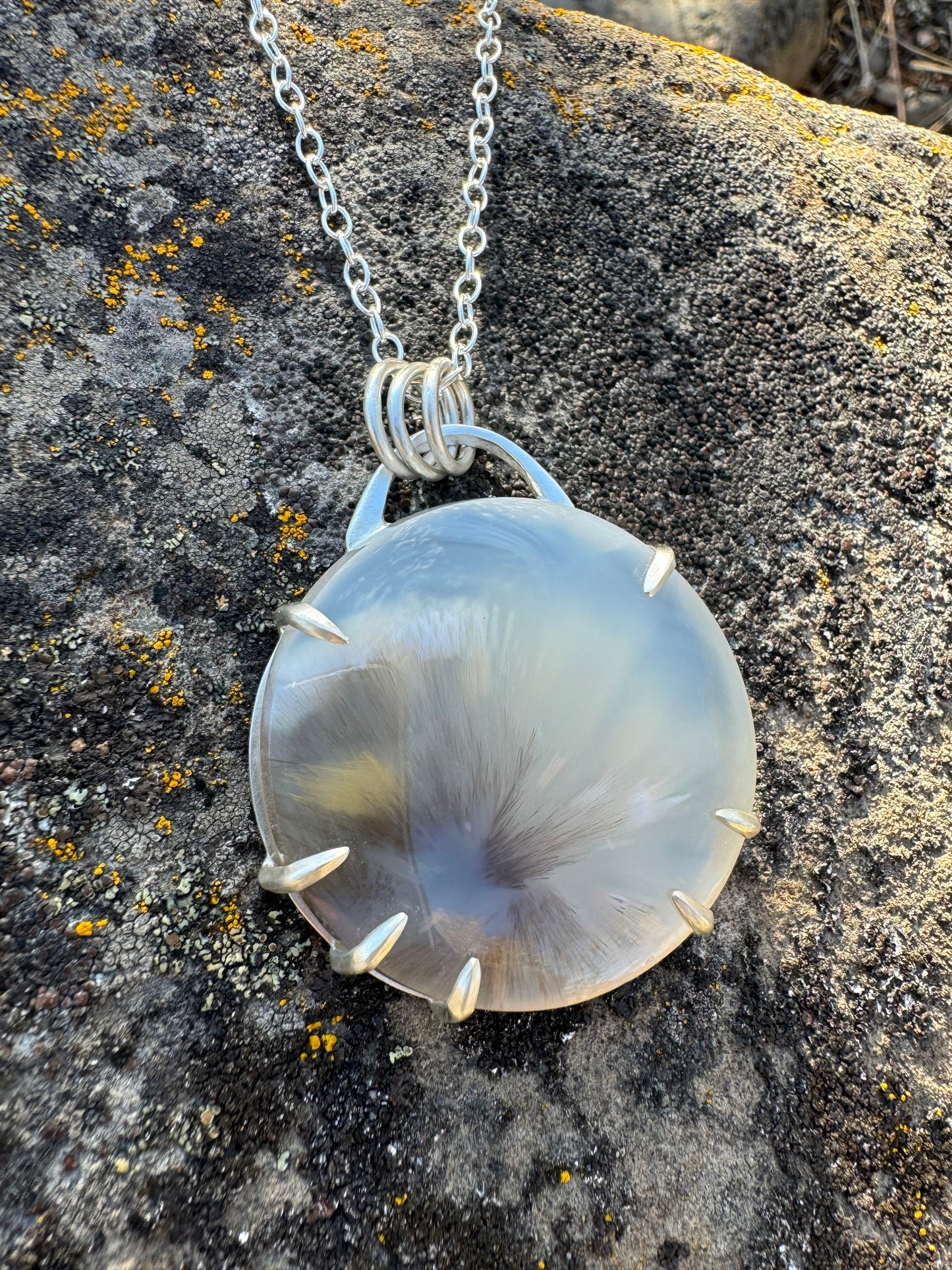 Saddle Rim Saginite Wish Pendant