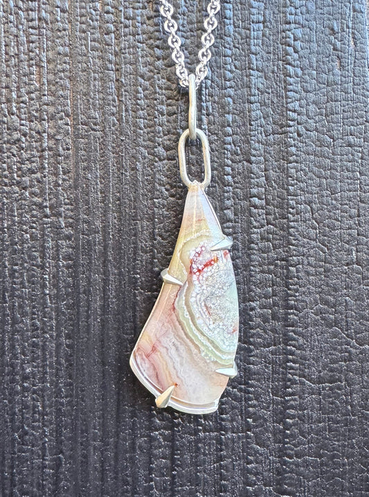 Mexican Lace Agate Pendant